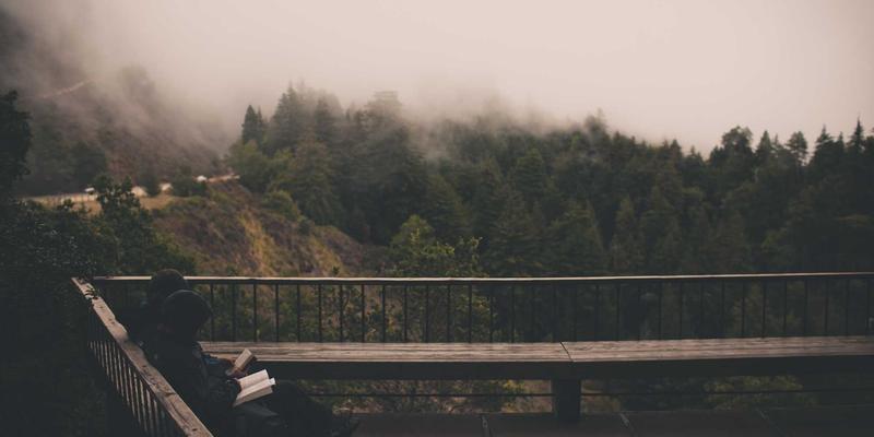 告别频闪与早衰：商业照明中LED驱动电源寿命与可靠性的核心密码