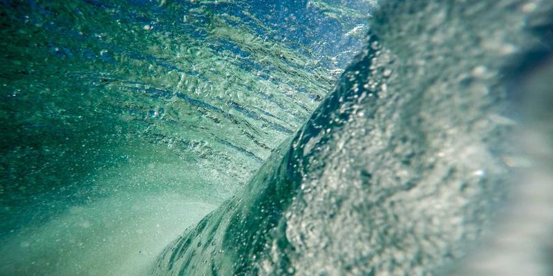 超越基础照明：晶博华LED如何以专业光环境重塑博物馆艺术体验与文物保护新标准